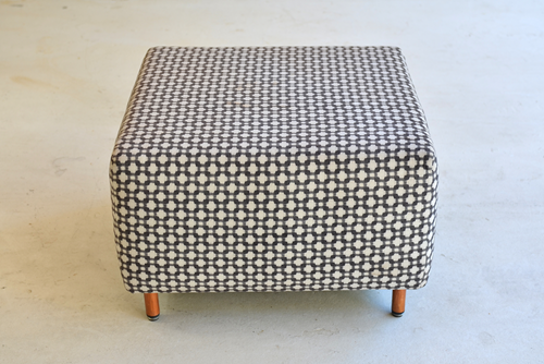 026 Ottoman black and white